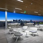Modern Luxury 2 Bed With Panoramic City Views In Downtown La